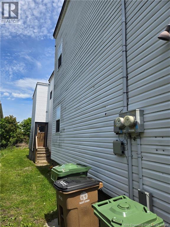 57 Newman Street, Saint John, New Brunswick  E2K 1M2 - Photo 3 - NB143931