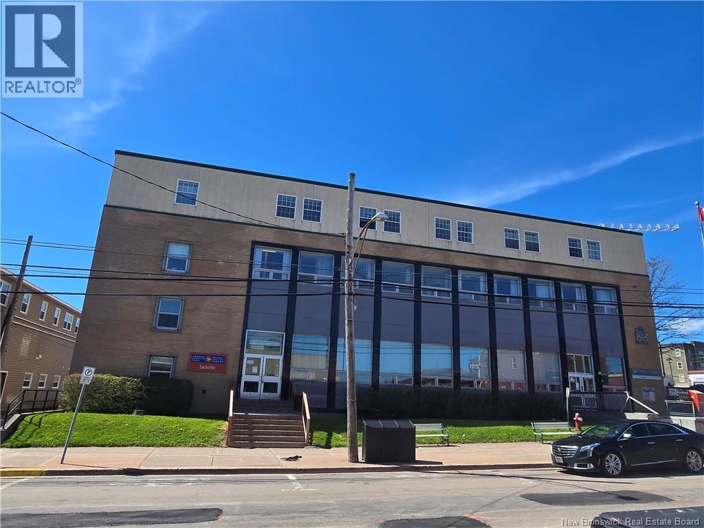 86 Main Street, Sackville, New Brunswick  E4L 0E6 - Photo 1 - NB140739