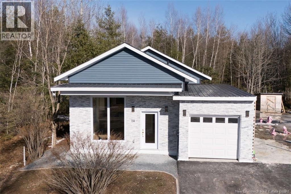 24 Murray Avenue, Fredericton, New Brunswick