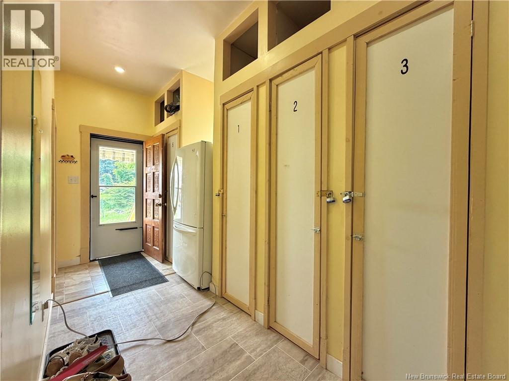 539 Queen St, Bathurst, New Brunswick  E2A 2J8 - Photo 19 - NB144054