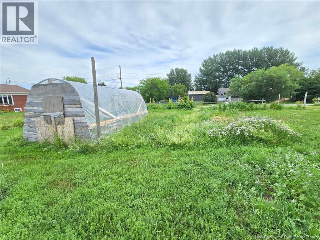 1073 Route 134, Petit-Rocher, New Brunswick  E8J 1B8 - Photo 5 - NB144095
