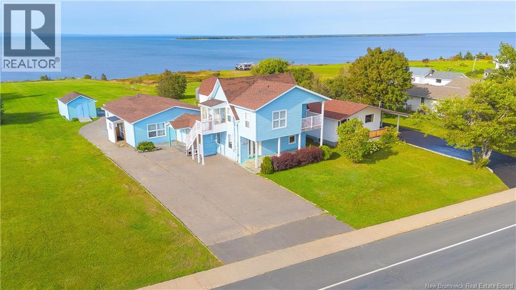 223 Boul St-Pierre E. Boulevard, Caraquet, New Brunswick  E1W 1B1 - Photo 1 - NB144128