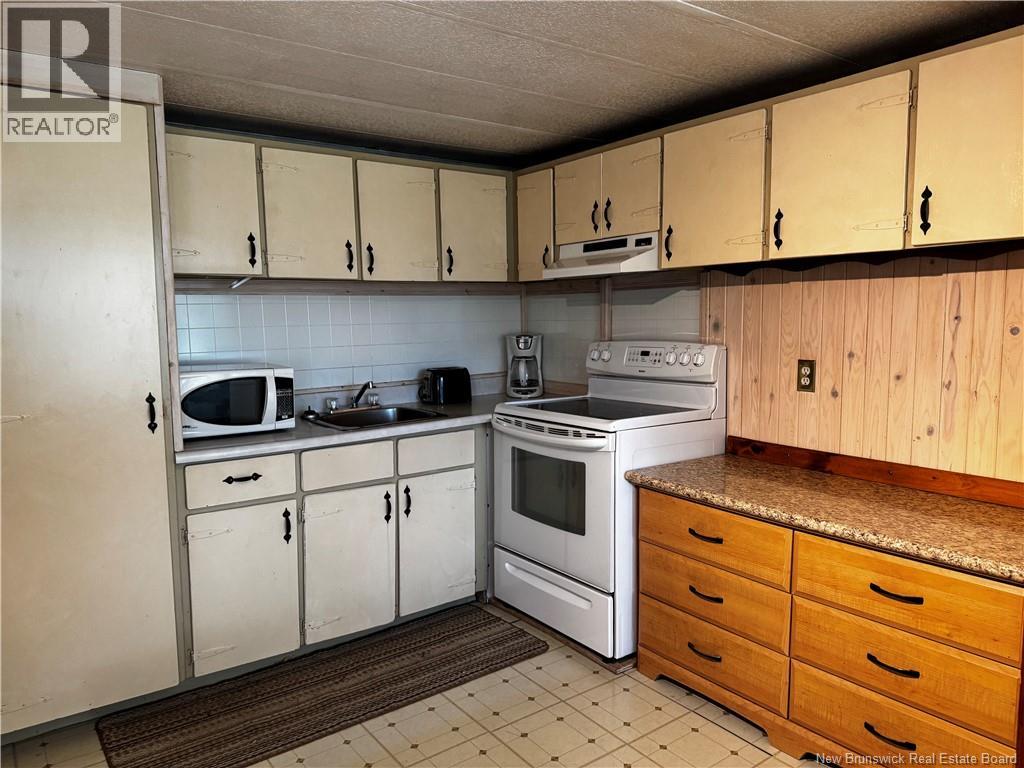 1076 Baisley Road, Saint-Jacques, New Brunswick  E7B 2A3 - Photo 14 - NB144043