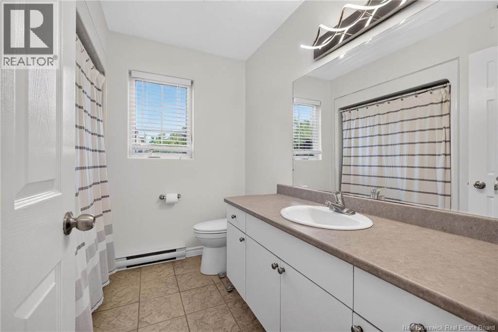82 Des Bouleaux Crescent, Dieppe, New Brunswick  E1A 7X8 - Photo 32 - NB144051