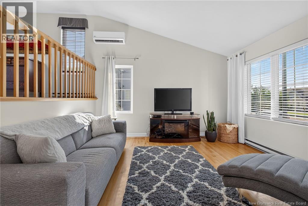 82 Des Bouleaux Crescent, Dieppe, New Brunswick  E1A 7X8 - Photo 4 - NB144051
