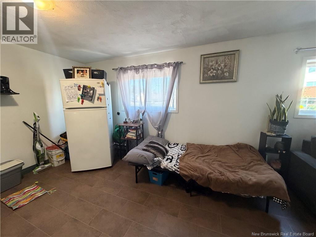 374 Acadie, Dieppe, New Brunswick  E1A 1H1 - Photo 13 - NB144352
