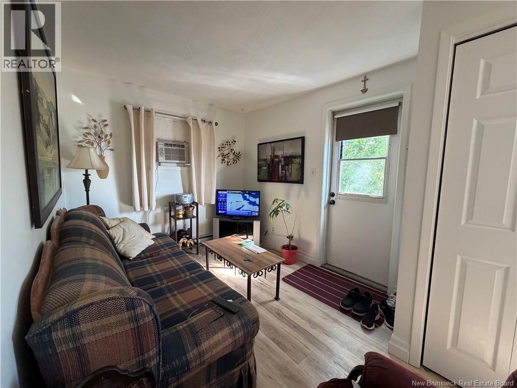 374 Acadie, Dieppe, New Brunswick  E1A 1H1 - Photo 4 - NB144352