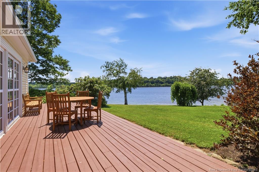 916 Riverside Drive, Fredericton, New Brunswick  E3A 8E6 - Photo 40 - NB144381