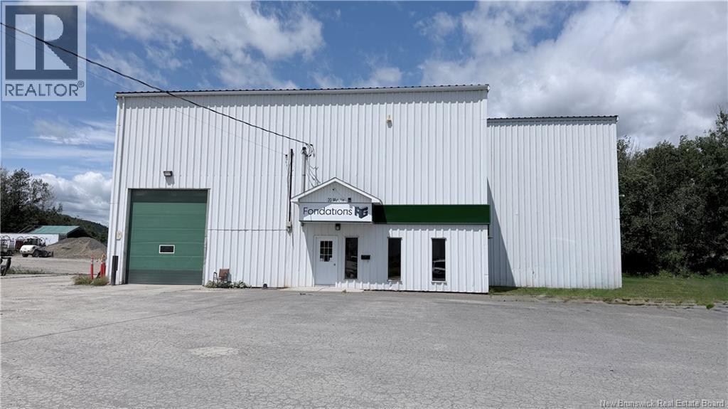 20 Rue Murchie, Edmundston, New Brunswick  E3V 2X8 - Photo 1 - NB144457