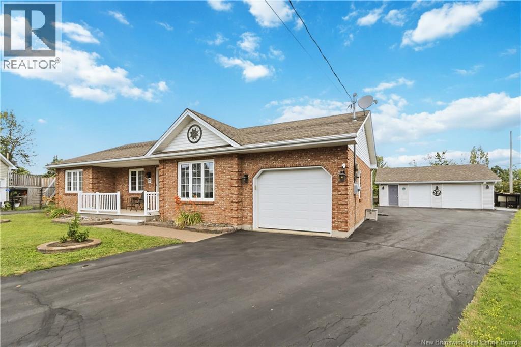 1 Acton Court, Moncton, New Brunswick  E1G 2K3 - Photo 3 - NB144426