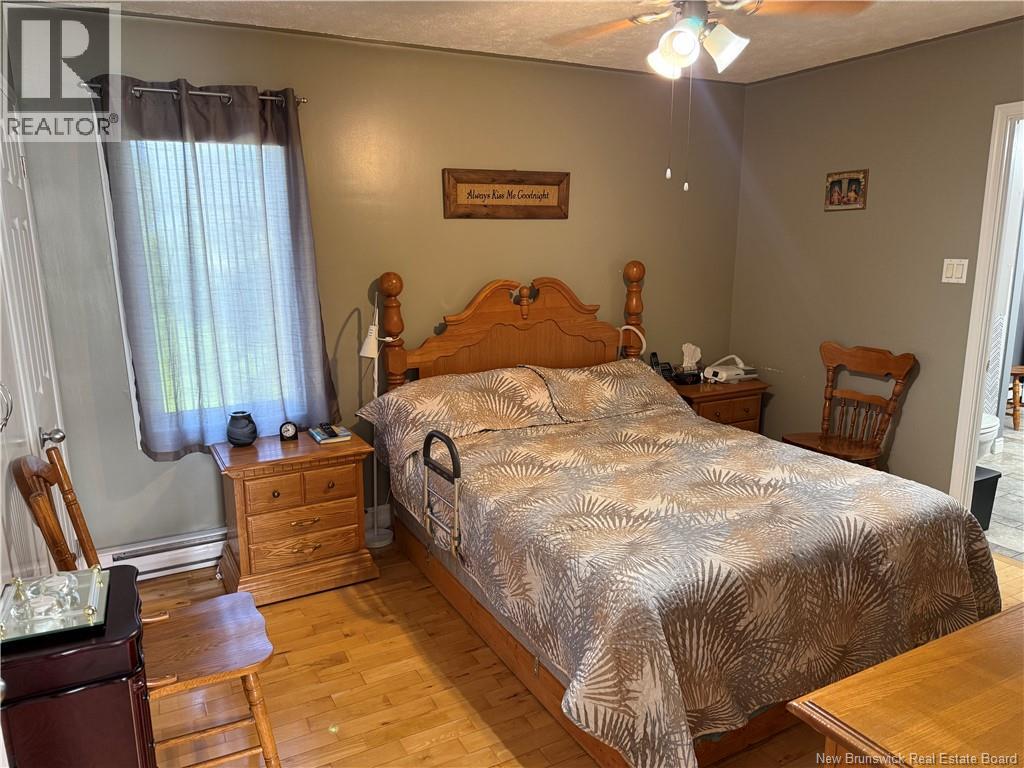 466 Main Street, Grand-Sault/grand Falls, New Brunswick  E3Z 2W3 - Photo 17 - NB144469