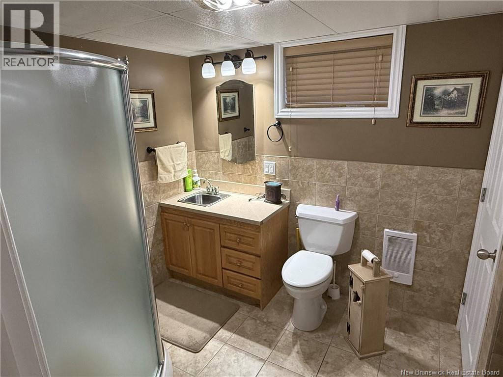 466 Main Street, Grand-Sault/grand Falls, New Brunswick  E3Z 2W3 - Photo 25 - NB144469