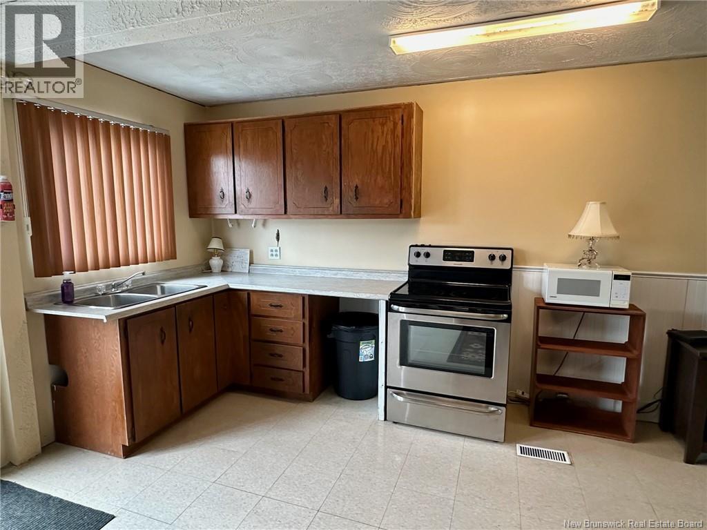 3826 Route 385, Nictau, New Brunswick  E7G 3B4 - Photo 39 - NB143995