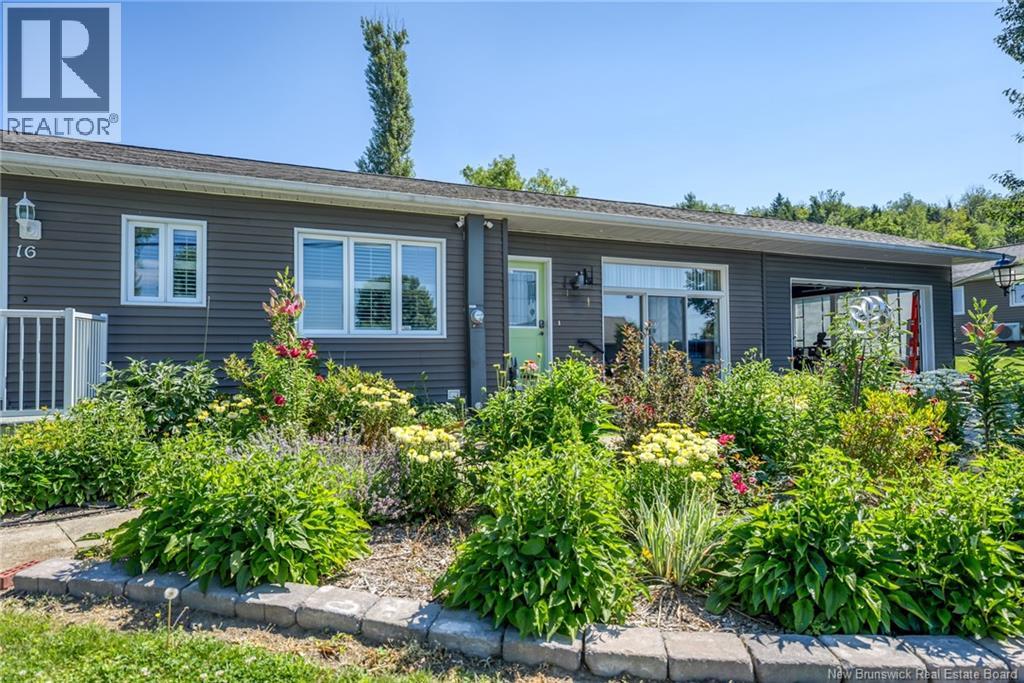 16 Beaulieu Street, Grand-Sault/grand Falls, New Brunswick  E3Y 1C9 - Photo 8 - NB144839