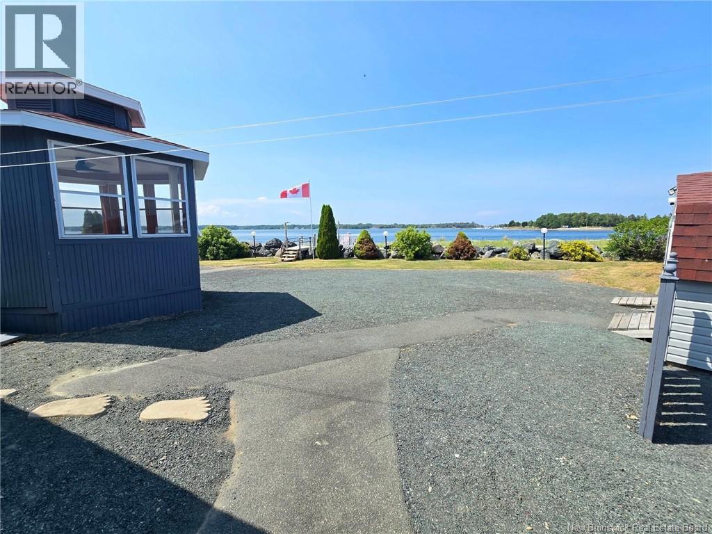 25 Bayshore, Bathurst, New Brunswick  E2A 6A4 - Photo 11 - NB144971