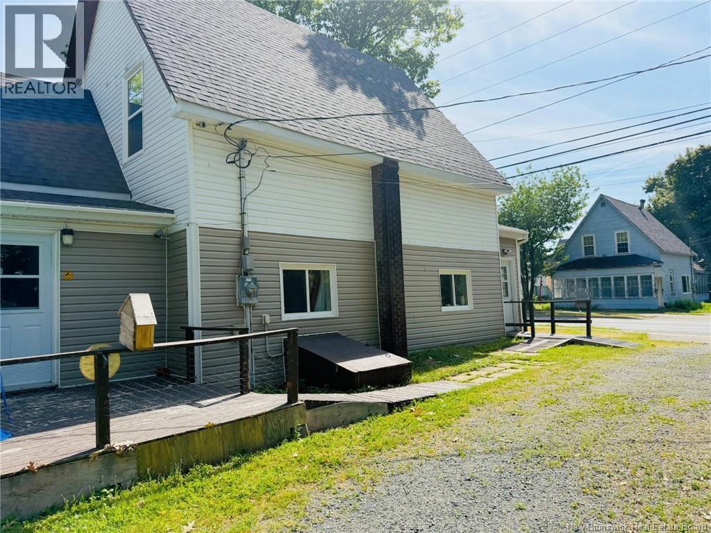 249 Wellington Street, Miramichi, New Brunswick  E1N 1N2 - Photo 4 - NB145035