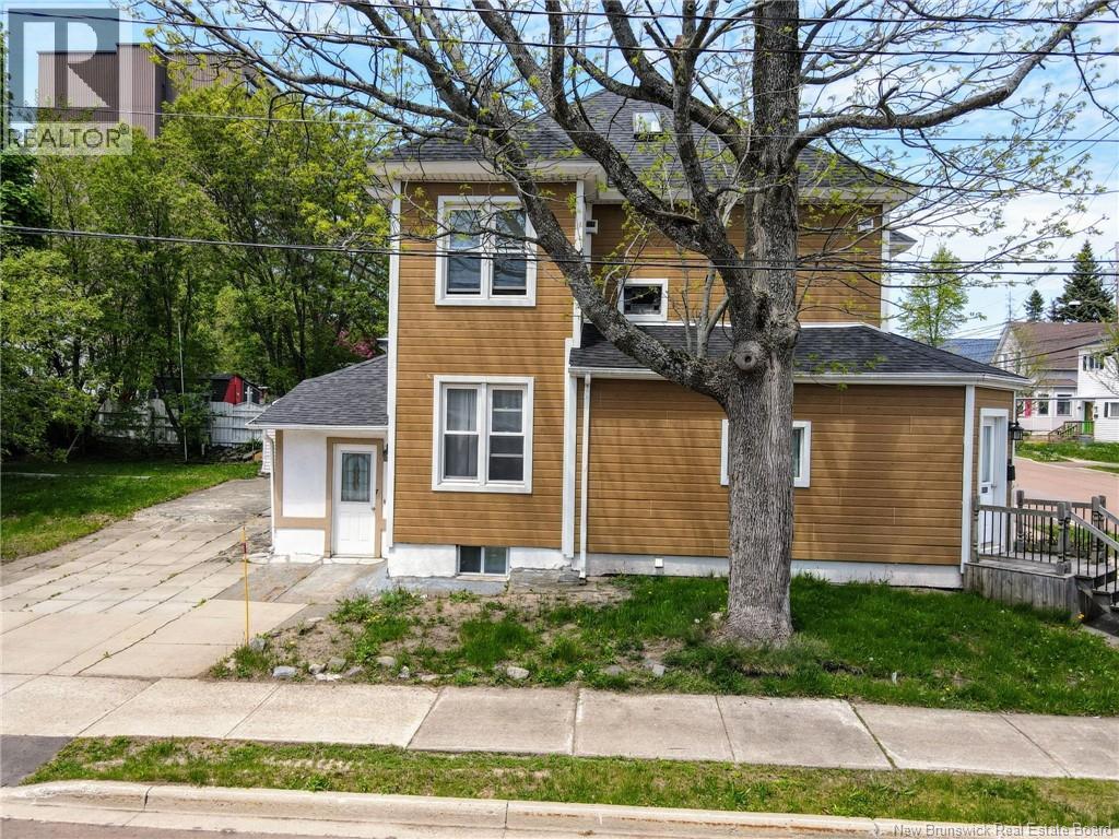110 Cornhill, Moncton, New Brunswick E1C 6L1 - Photo 3 - NB145081