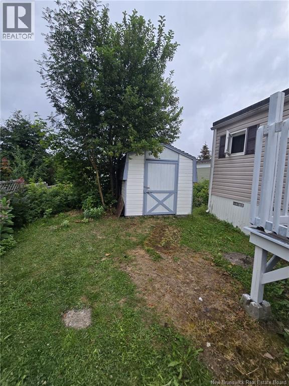 190 Lakeside Avenue, Bathurst, New Brunswick  E2A 2S7 - Photo 4 - NB145255