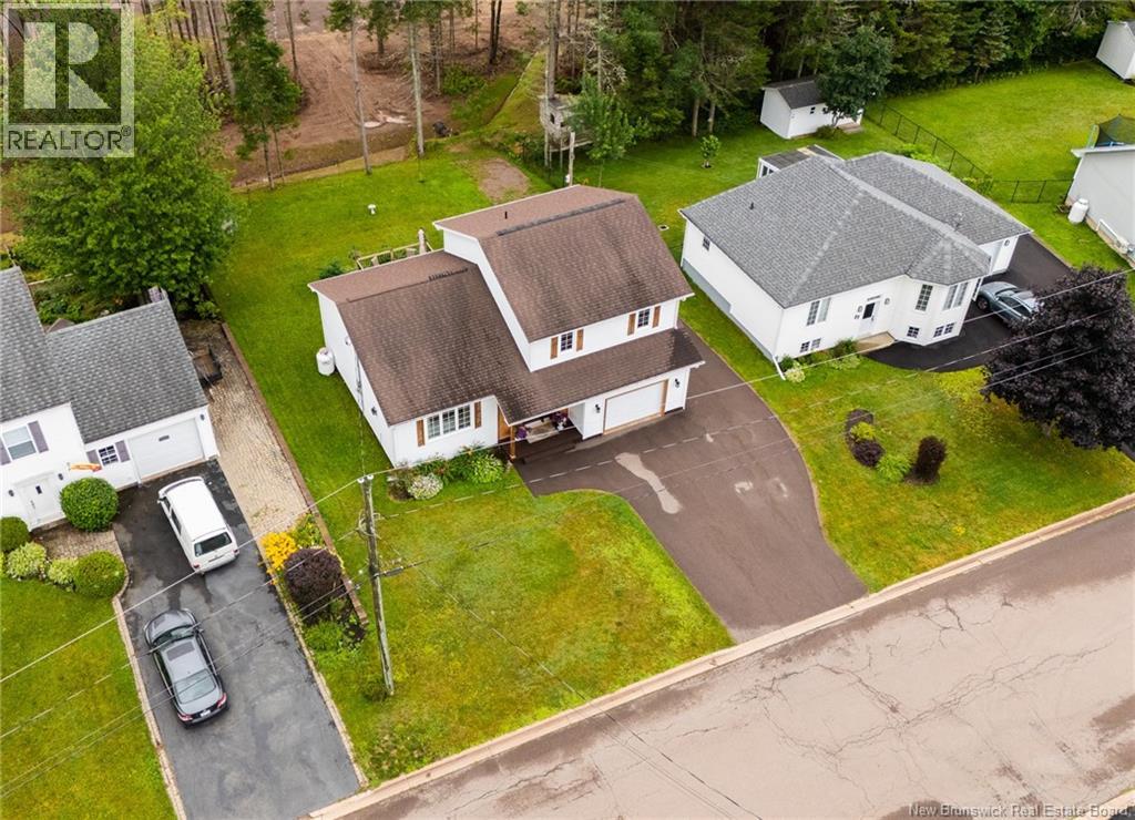 33 Robichaud Court, Dieppe, New Brunswick  E1A 7E4 - Photo 49 - NB144810