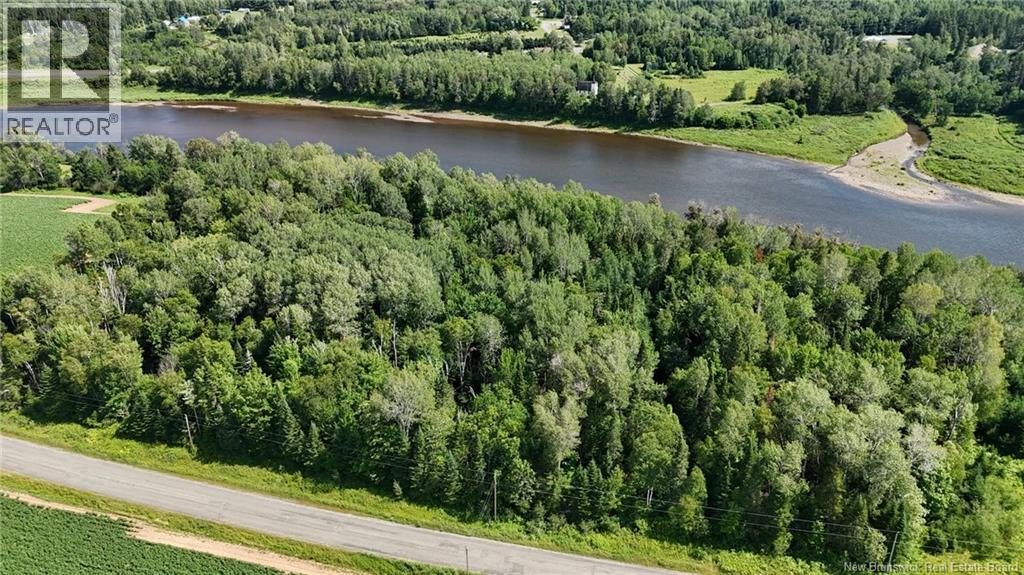 Route 390, Gladwyn, New Brunswick E7H 4R7 - Photo 1 - NB145416