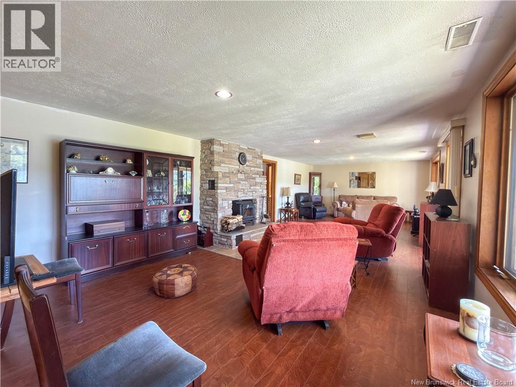 1597 Route 105, Southampton, New Brunswick E6G 1M3 - Photo 26 - NB145428
