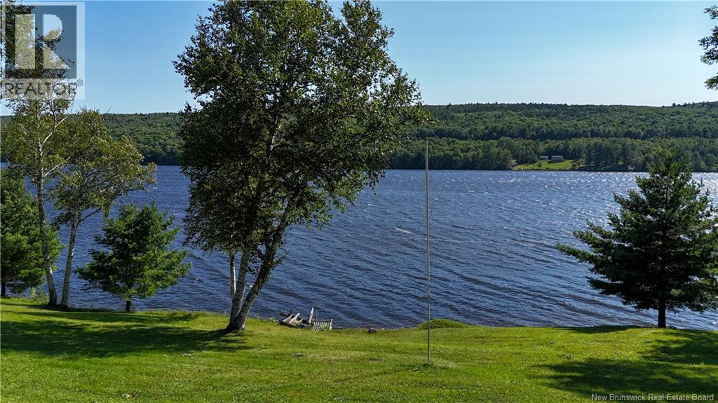 1597 Route 105, Southampton, New Brunswick E6G 1M3 - Photo 5 - NB145428