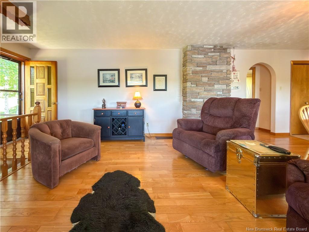1597 Route 105, Southampton, New Brunswick E6G 1M3 - Photo 9 - NB145428