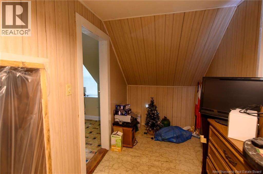 320 Route 705, Kars, New Brunswick  E5T 3H5 - Photo 11 - NB145482