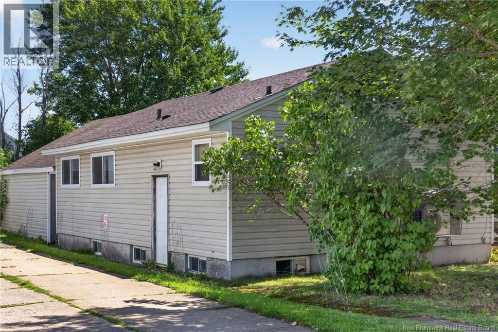 89 Douglas Avenue, Moncton, New Brunswick  E1E 2G1 - Photo 4 - NB145178
