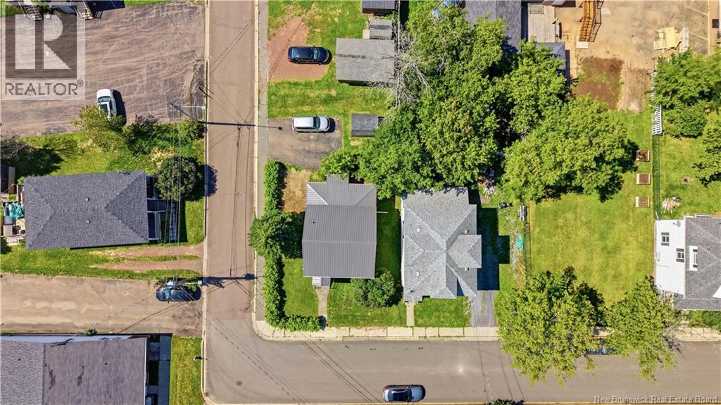 33 Bishop Street, Moncton, New Brunswick  E1E 1K4 - Photo 4 - NB145493