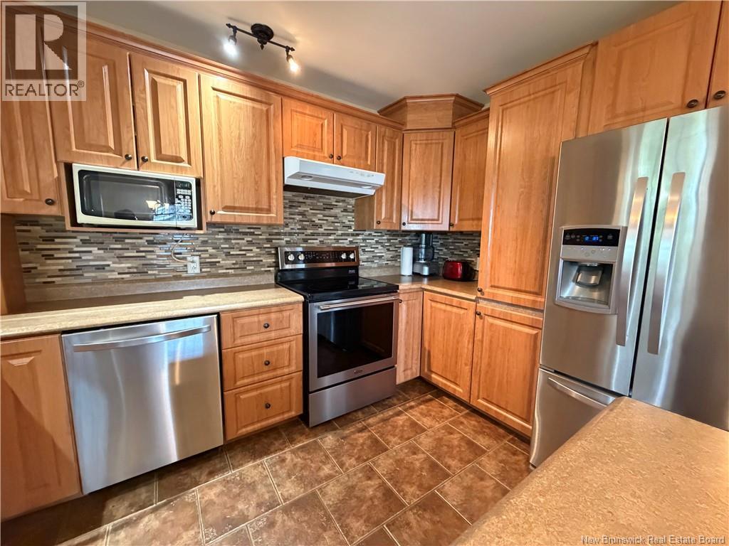 50 Rue Valcourt, Saint-Quentin, New Brunswick  E8A 2B3 - Photo 9 - NB145522