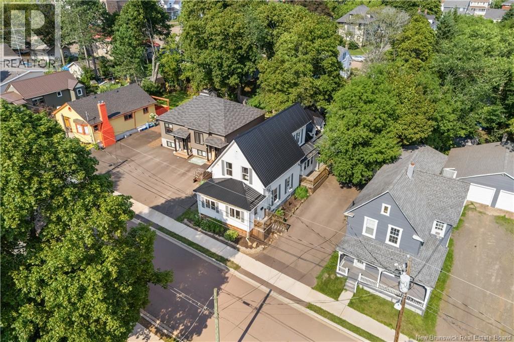47 Peter Street, Moncton, New Brunswick  E1A 3W3 - Photo 2 - NB145349