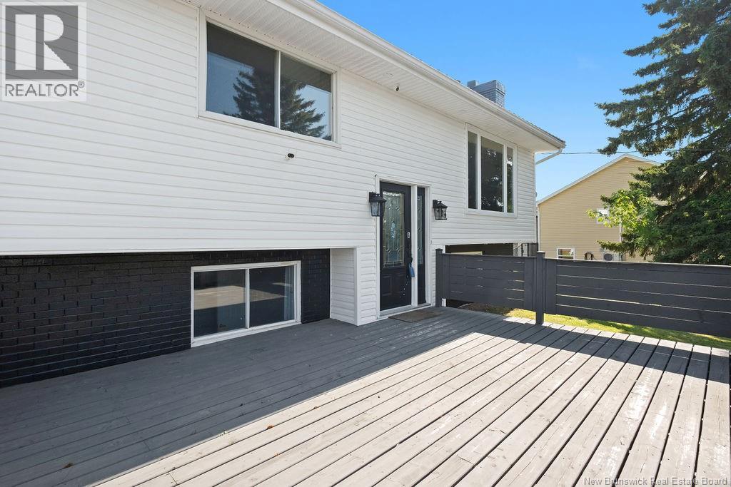 402 Marguerite Street, Dieppe, New Brunswick  E1A 7H1 - Photo 6 - NB145570