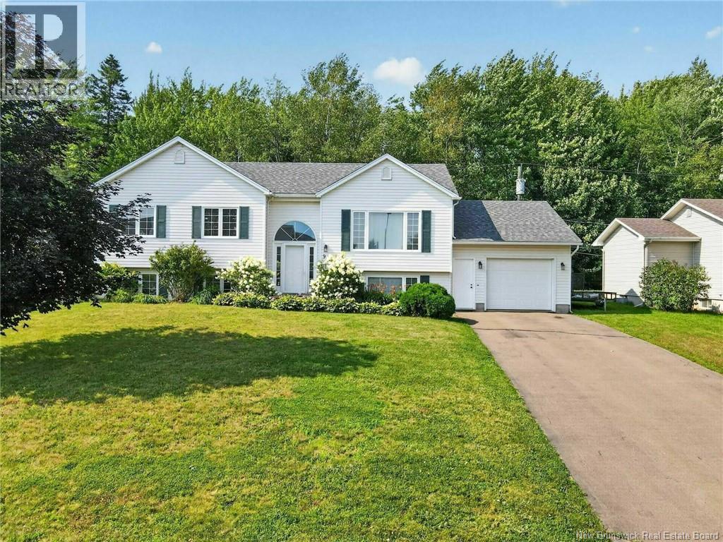 91 Old Oak Crescent, Moncton, New Brunswick  E1A 6W3 - Photo 1 - NB145579