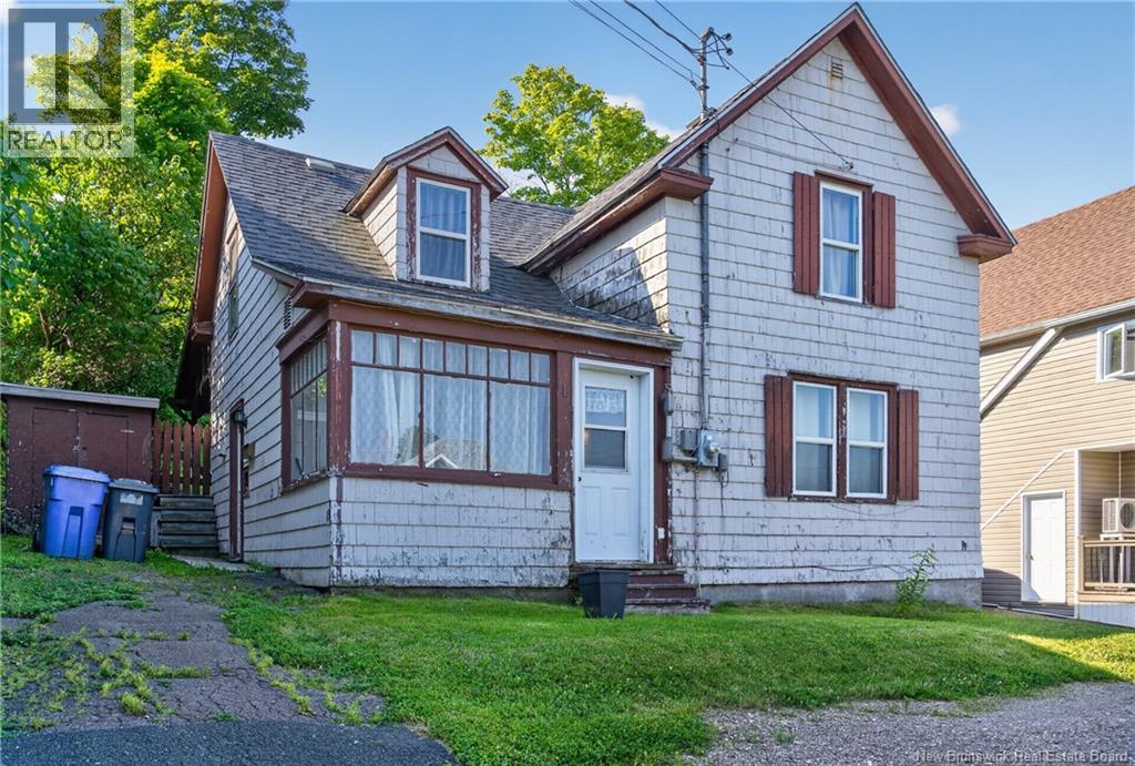 4 Windsor Street, Campbellton, New Brunswick  E3N 1G5 - Photo 1 - NB145546