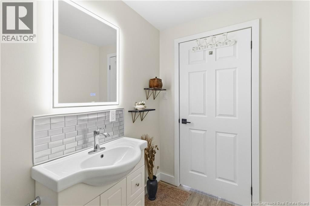 607 Royal Oaks Boulevard, Moncton, New Brunswick  E1H 0G2 - Photo 30 - NB145784