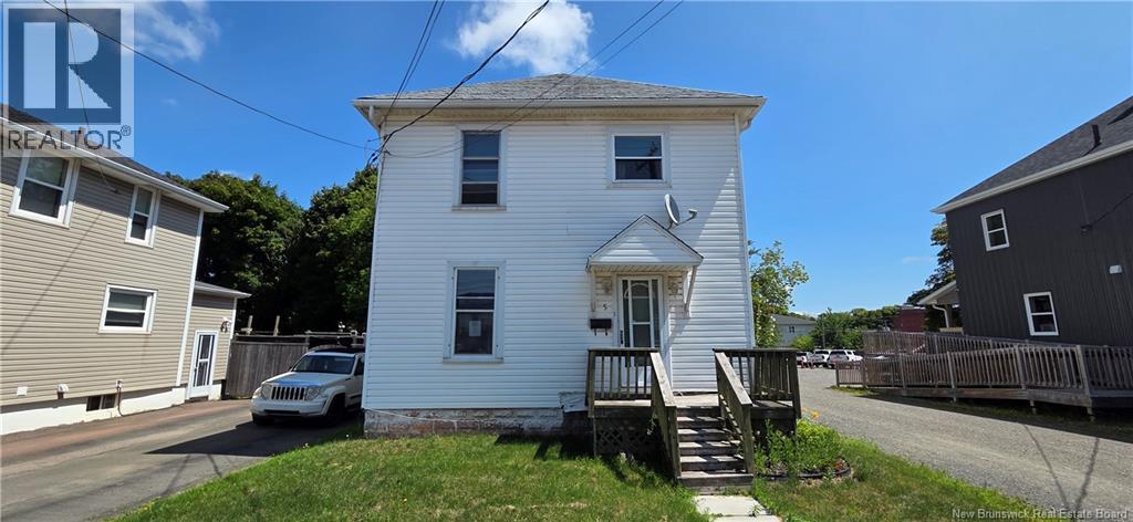 5 Maple Street, Moncton, New Brunswick  E1C 6A2 - Photo 4 - NB145659