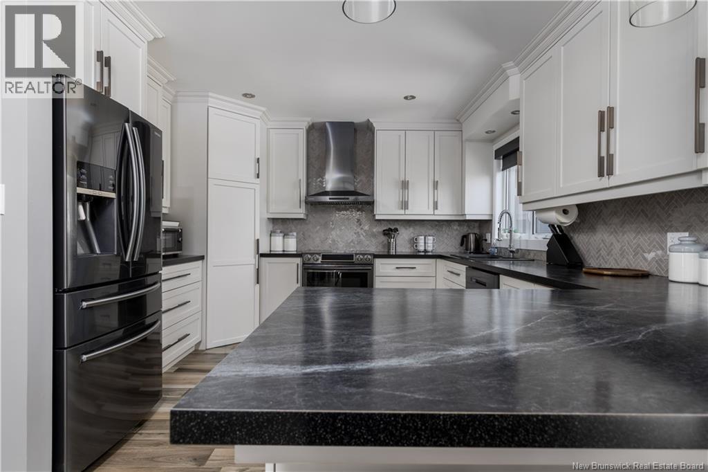37 Beaulieu Street, Saint-Quentin, New Brunswick  E8A 1B5 - Photo 11 - NB145802