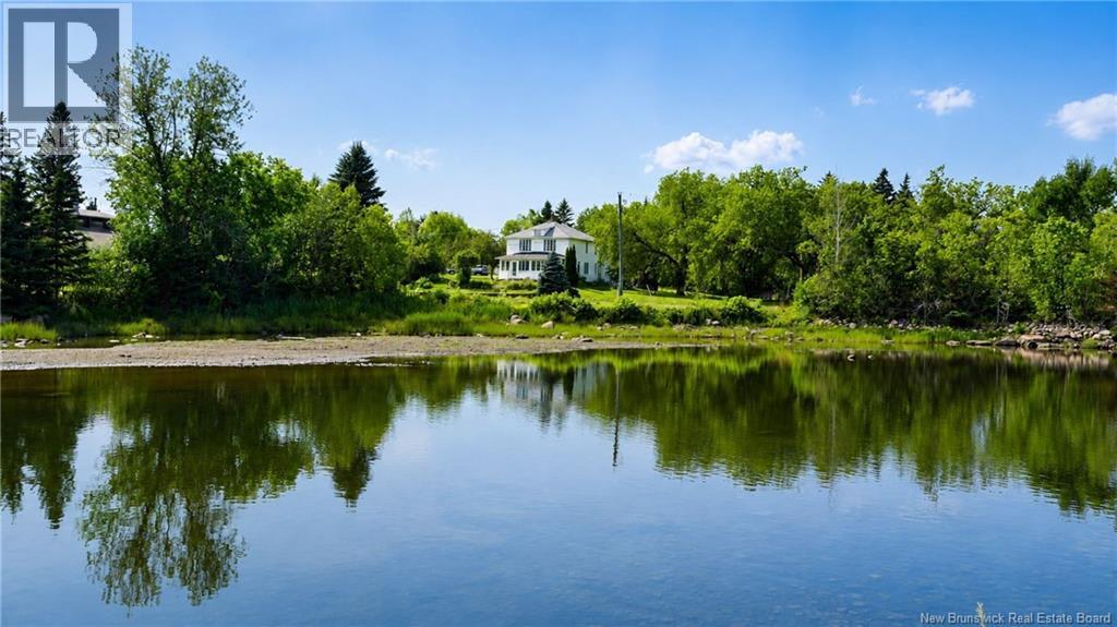 650 West Drive, Bathurst, New Brunswick  E2A 6L8 - Photo 4 - NB145931