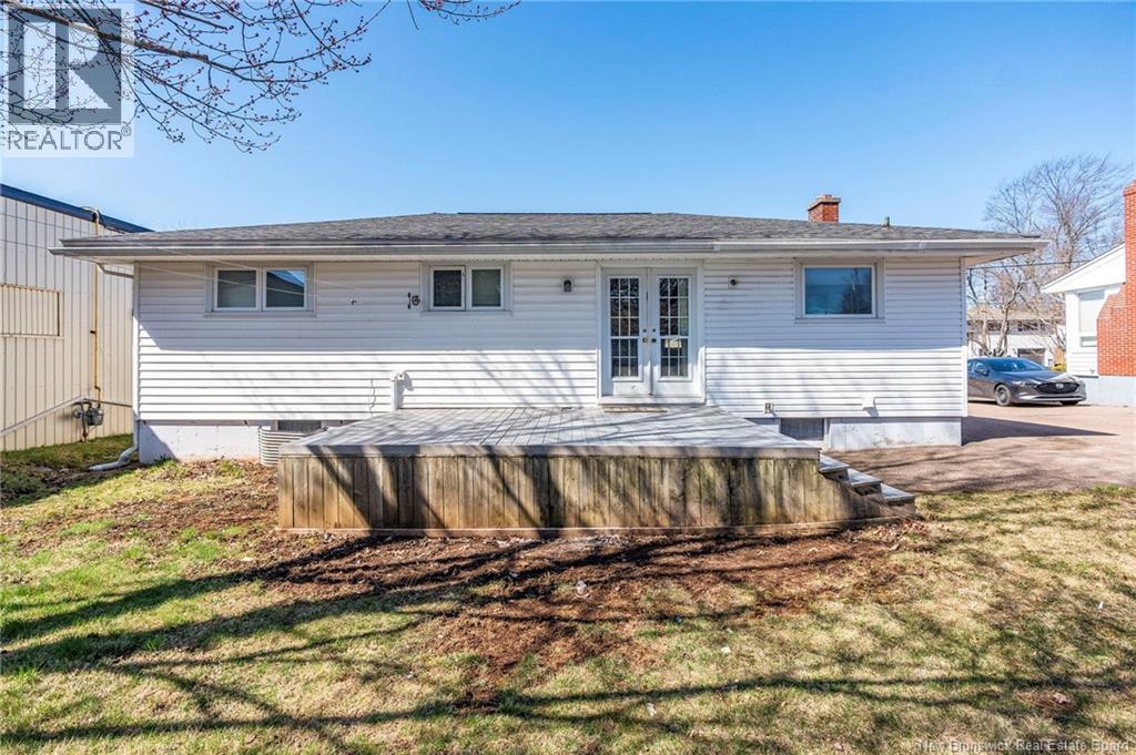21 Mount Royal Boulevard, Moncton, New Brunswick  E1E 2T9 - Photo 44 - NB145823