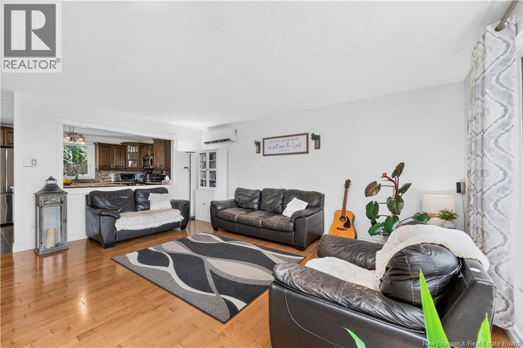 81 Queensway Drive, Moncton, New Brunswick  E1G 2L1 - Photo 4 - NB145666