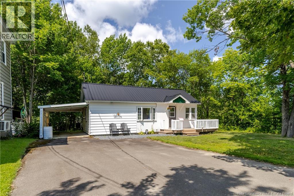 35 First Avenue, Mcadam, New Brunswick E6J 1S3 - Photo 14 - NB145952