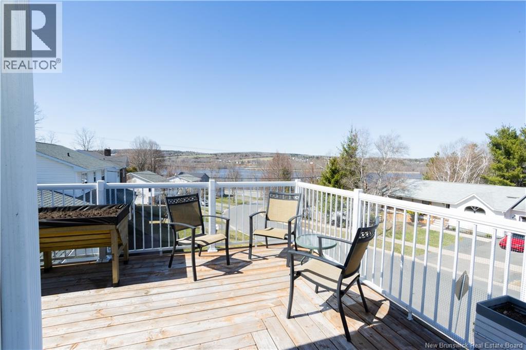 15 Talisman Crescent, Fredericton, New Brunswick  E3C 1L9 - Photo 2 - NB145849