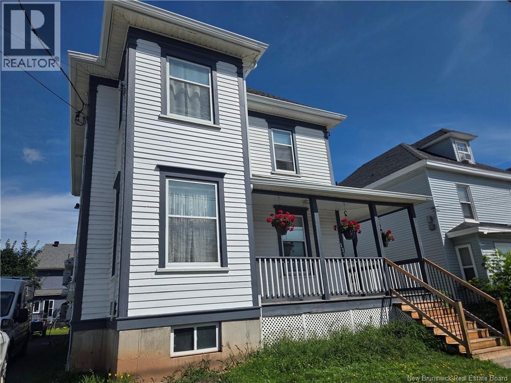 135 Dufferin, Moncton, New Brunswick  E1C 1Z2 - Photo 1 - NB146025