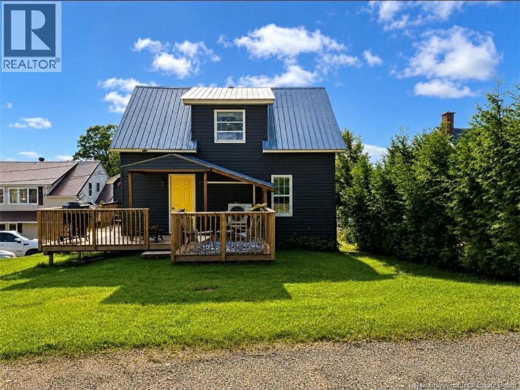 42 Pond Street, Plaster Rock, New Brunswick  E7G 2M6 - Photo 2 - NB146060
