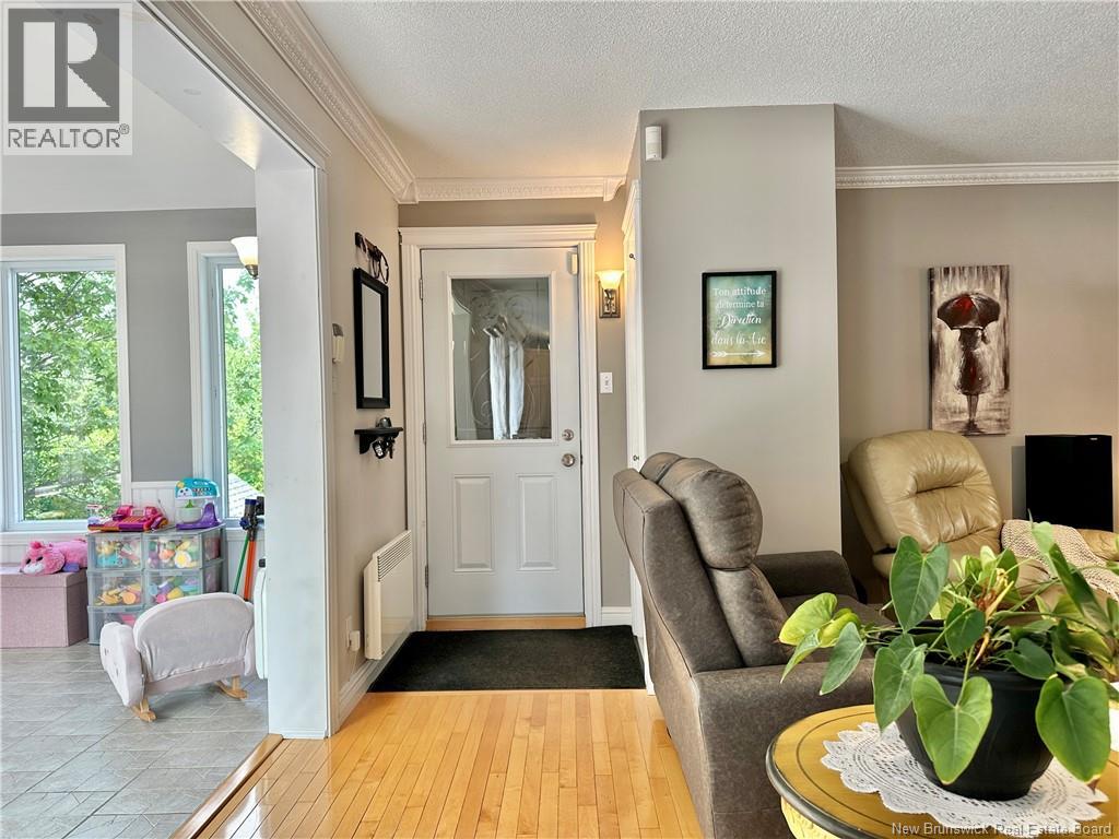 25 Des Seigneurs Street, Edmundston, New Brunswick  E3V 5B1 - Photo 12 - NB146156