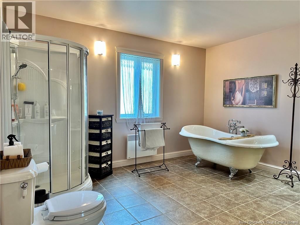 25 Des Seigneurs Street, Edmundston, New Brunswick  E3V 5B1 - Photo 27 - NB146156