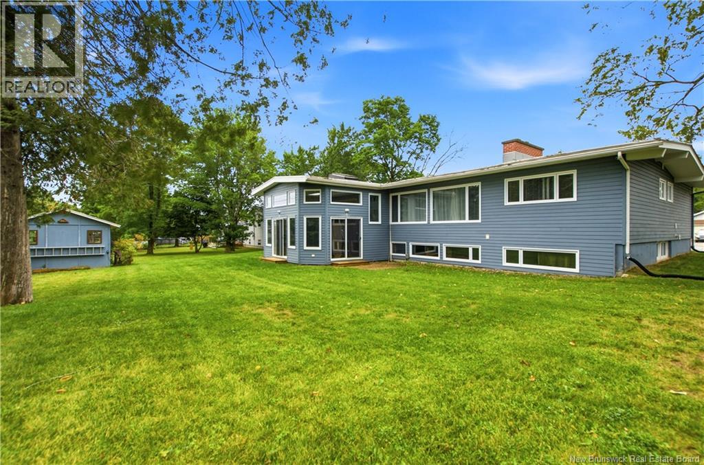 121 Phillips Drive, New Maryland, New Brunswick  E3C 1E6 - Photo 45 - NB146241