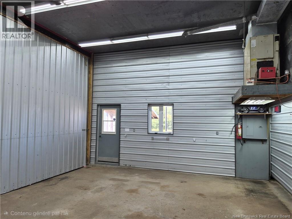 17 Capitaine, Caraquet, New Brunswick  E1W 1A9 - Photo 7 - NB146327
