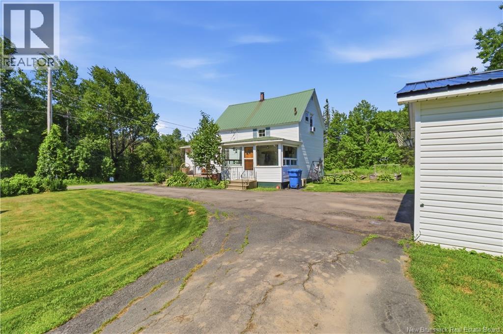 29 Mcadam Street, Canterbury, New Brunswick  E6H 2J9 - Photo 3 - NB145264